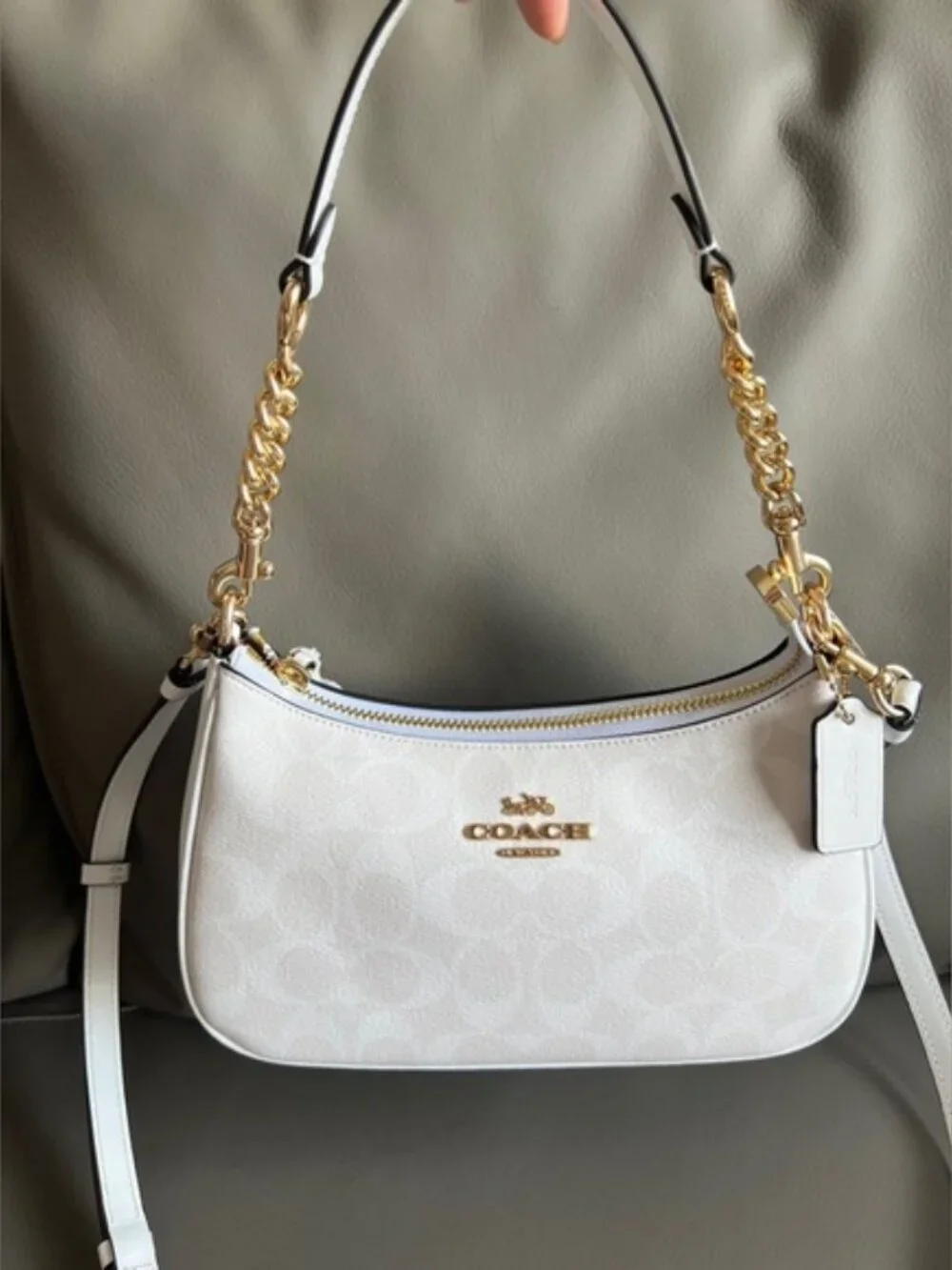 Coach Teri Shoulder Bag In Signature Canvas